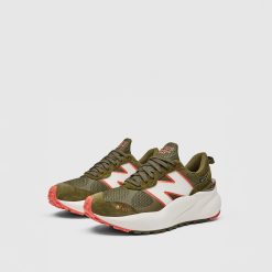 Alternative view of FIGS New Balance 3447 GORE-TEX Healthcare Apparel