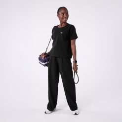 Alternative view of FIGS Cabral Relaxed Crewneck Scrub Top