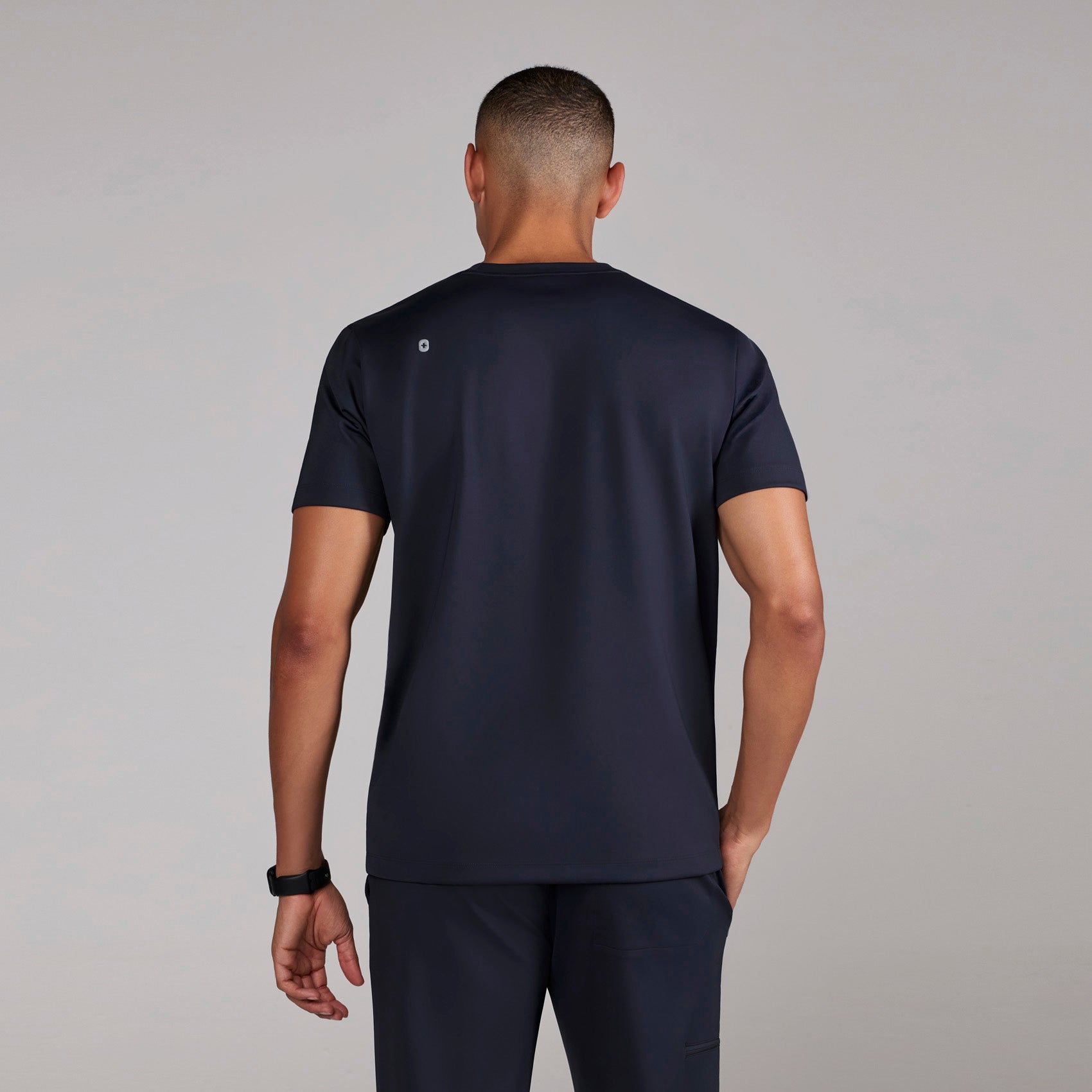 FIGS Darien FORMx Crewneck Scrub Top - Image 5