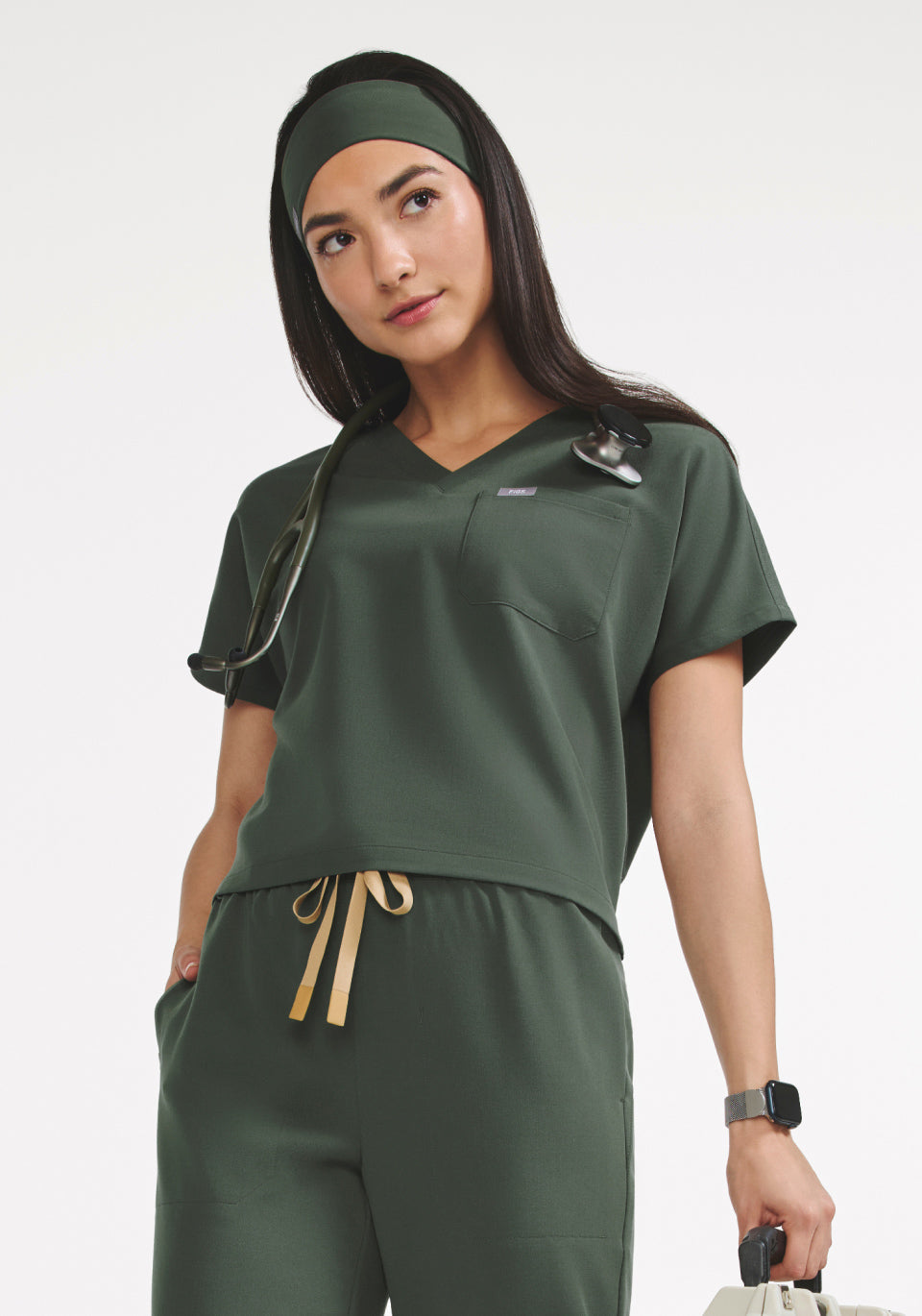 FIGS Arua Cropped V-Neck One-Pocket Scrub Top - Image 13