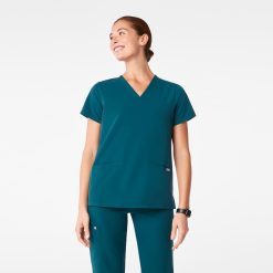 FIGS Casma Three-Pocket Scrub Top