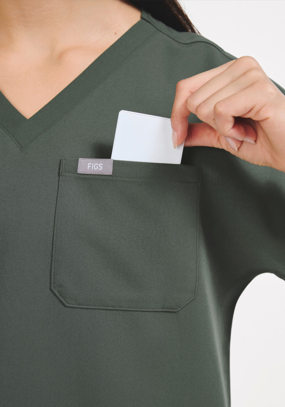 FIGS Arua Cropped V-Neck One-Pocket Scrub Top - Image 17