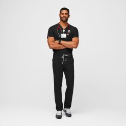 Alternative view of FIGS Cairo Cargo Scrub Pants