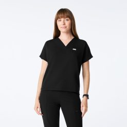 Alternative view of FIGS Carlota Relaxed V-Neck Scrub Top