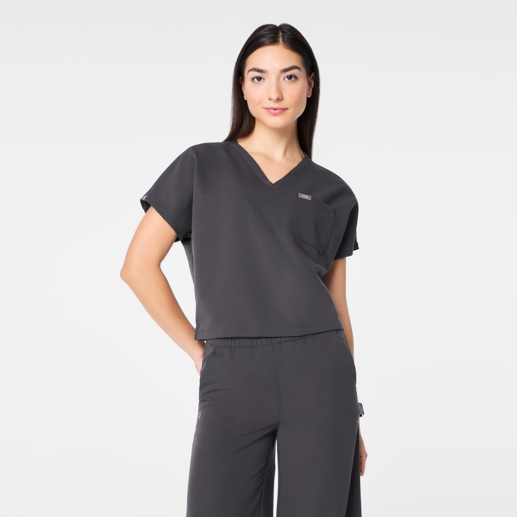 FIGS Arua Cropped V-Neck One-Pocket Scrub Top - Image 11